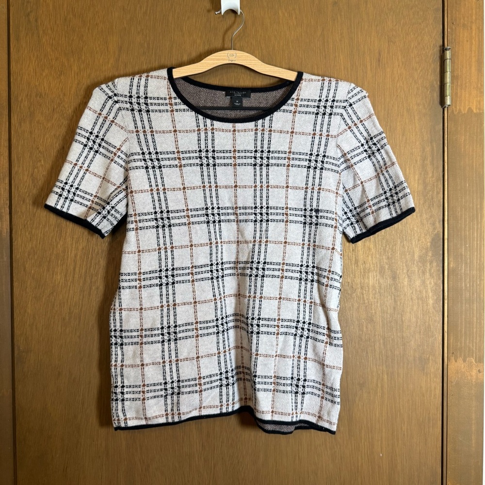 Ann Taylor Women’s top size PS